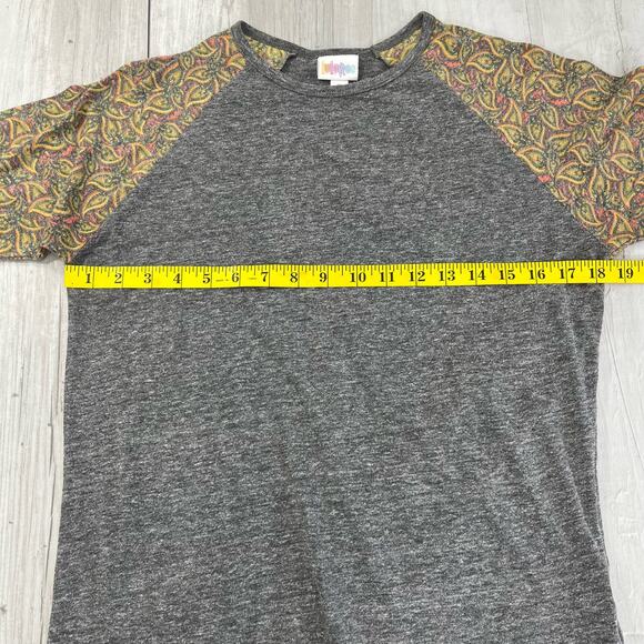 Lularoe Gray 3/4 Sleeve Randy Simply Comfortable T-Shirt Medium - Picture 7 of 10